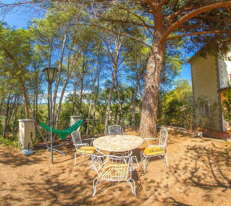 Les Canyes Cottage, Private Villa Resort Piera Exteriér fotografie