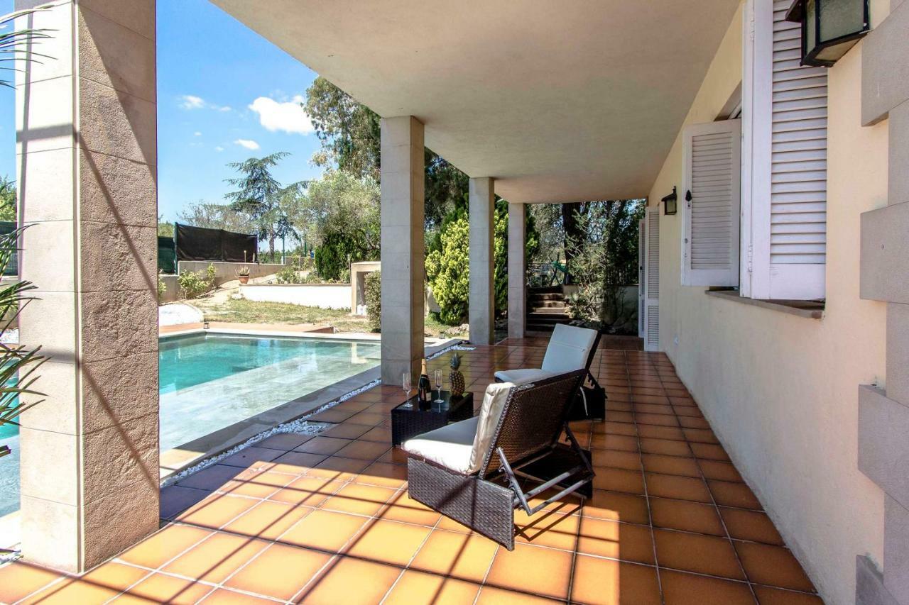Les Canyes Cottage, Private Villa Resort Piera Exteriér fotografie