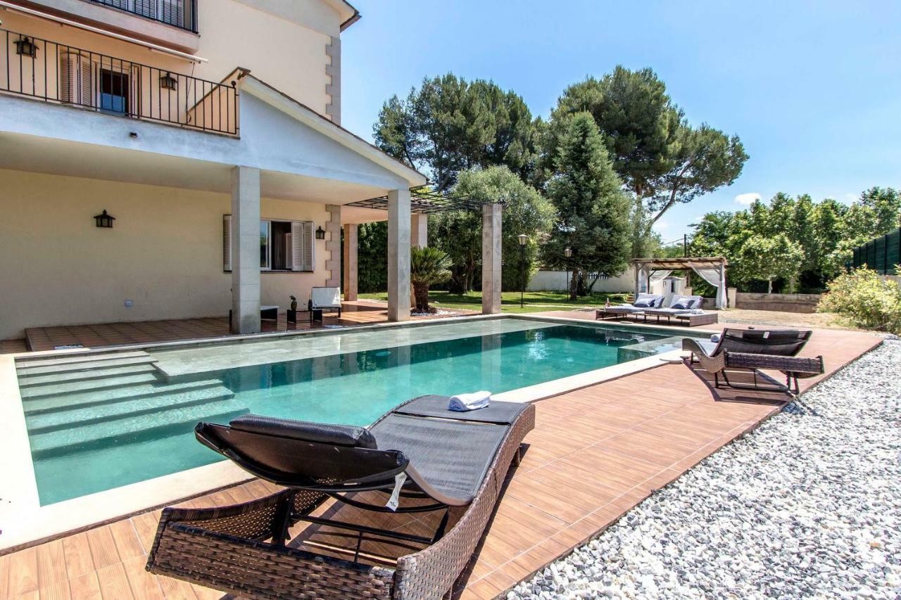 Les Canyes Cottage, Private Villa Resort Piera Exteriér fotografie